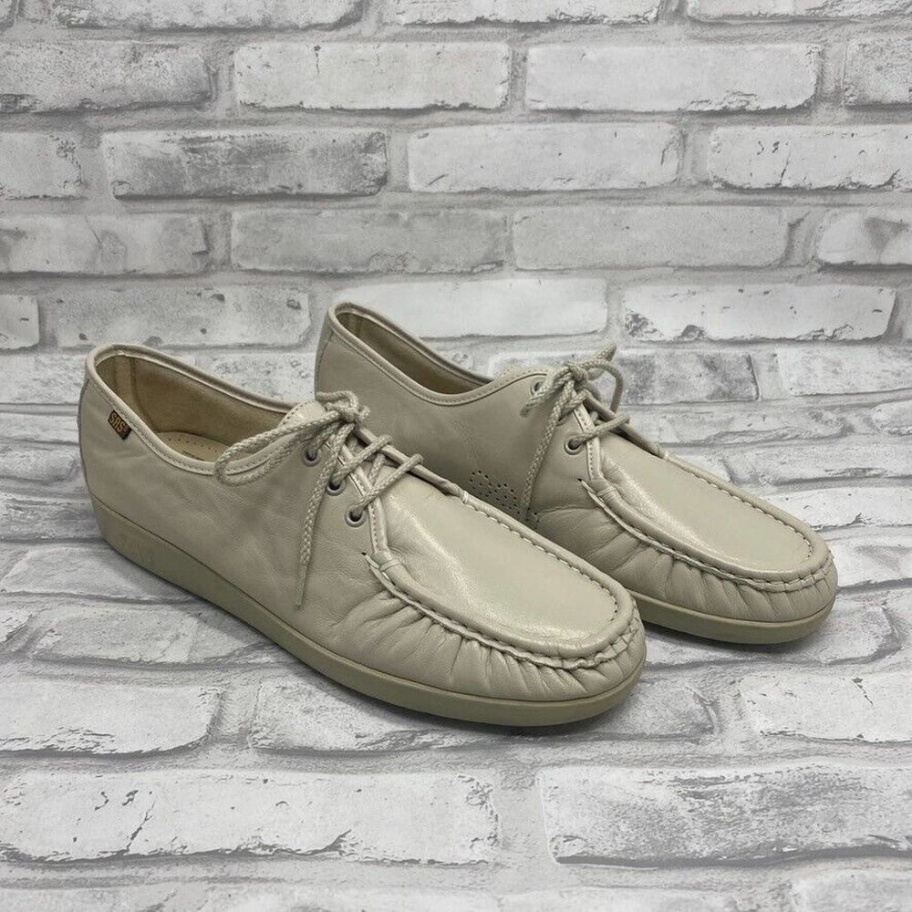 SAS Women's Oxford Walking Shoe (Bone)